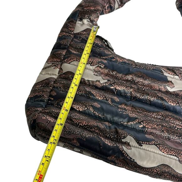 Think Royln Amsterdam Cheetah Knot Shoulder Bag Zipper Pockets Quilted - Picture 10 of 12